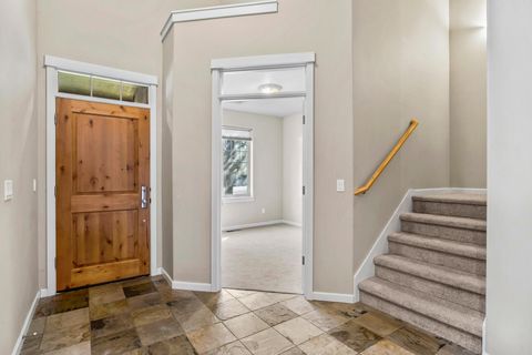 Tiny photo for 16573 Beesley Place, La Pine, OR 97739 (MLS # 220218726)