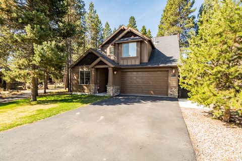 Tiny photo for 16573 Beesley Place, La Pine, OR 97739 (MLS # 220218726)