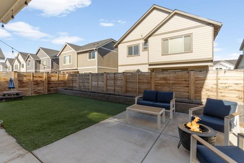 Tiny photo for 20608 Rolen Avenue, Bend, OR 97702 (MLS # 220215343)