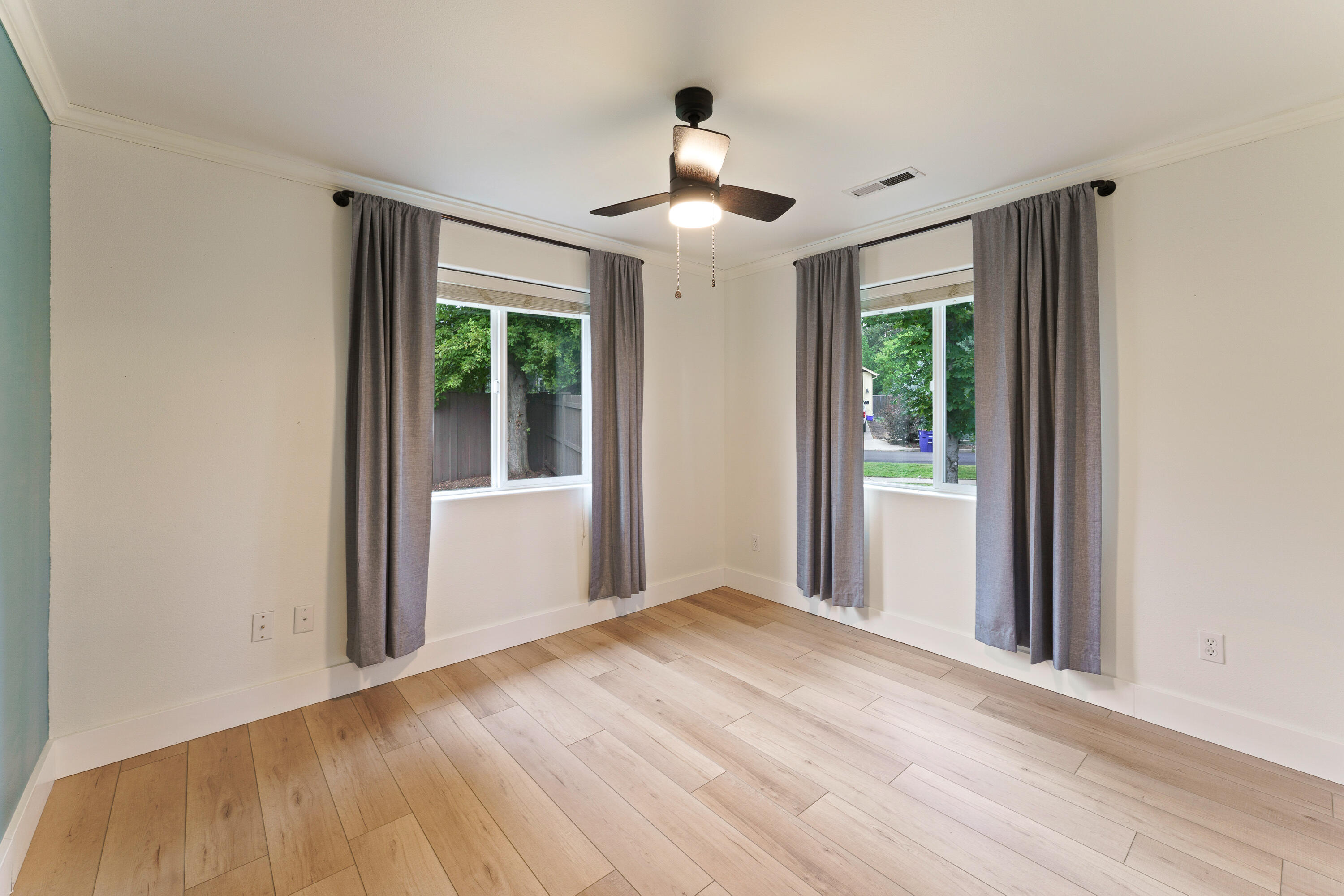 Deschutes River Cros - Residential