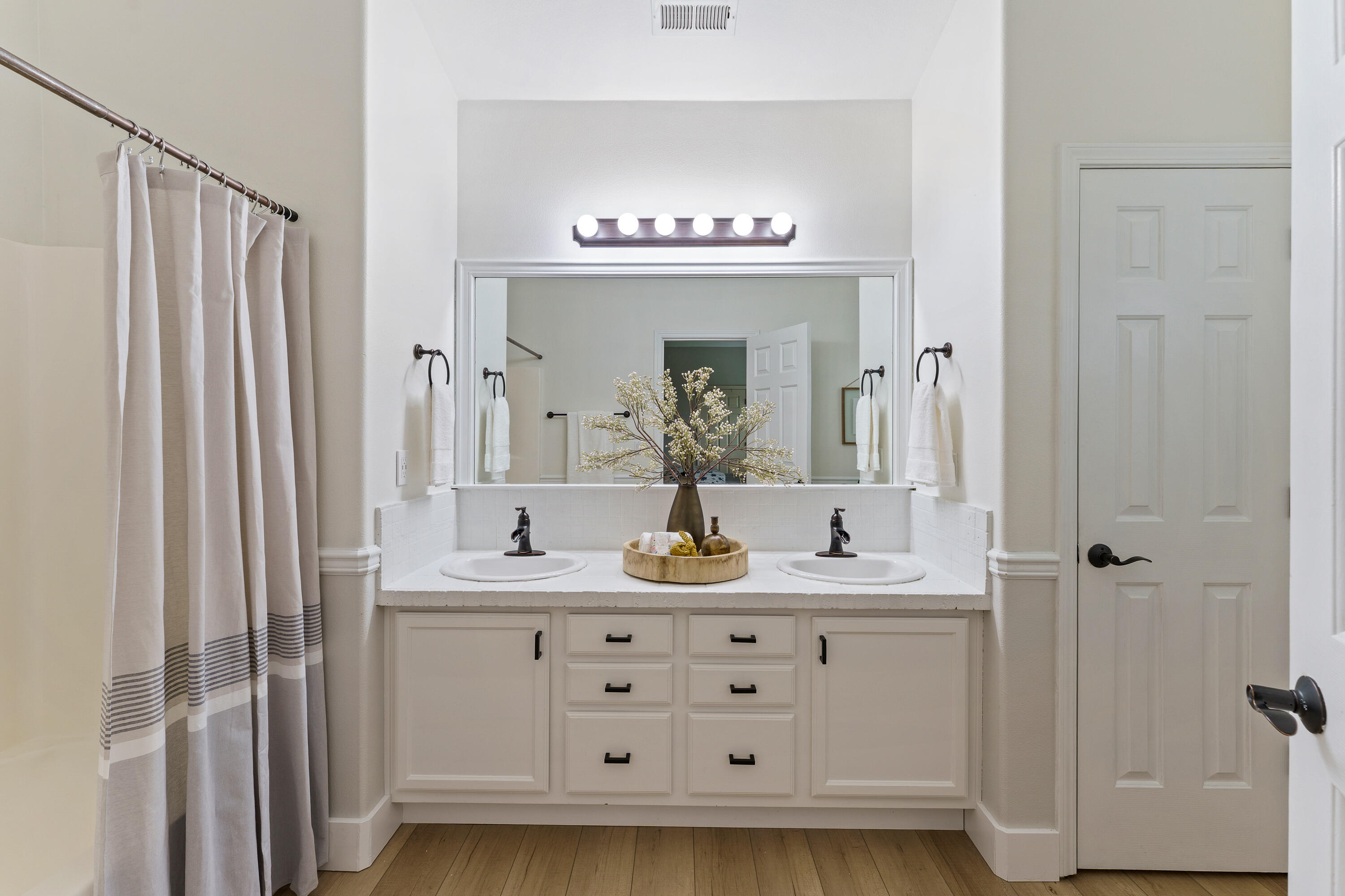 Deschutes River Cros - Residential