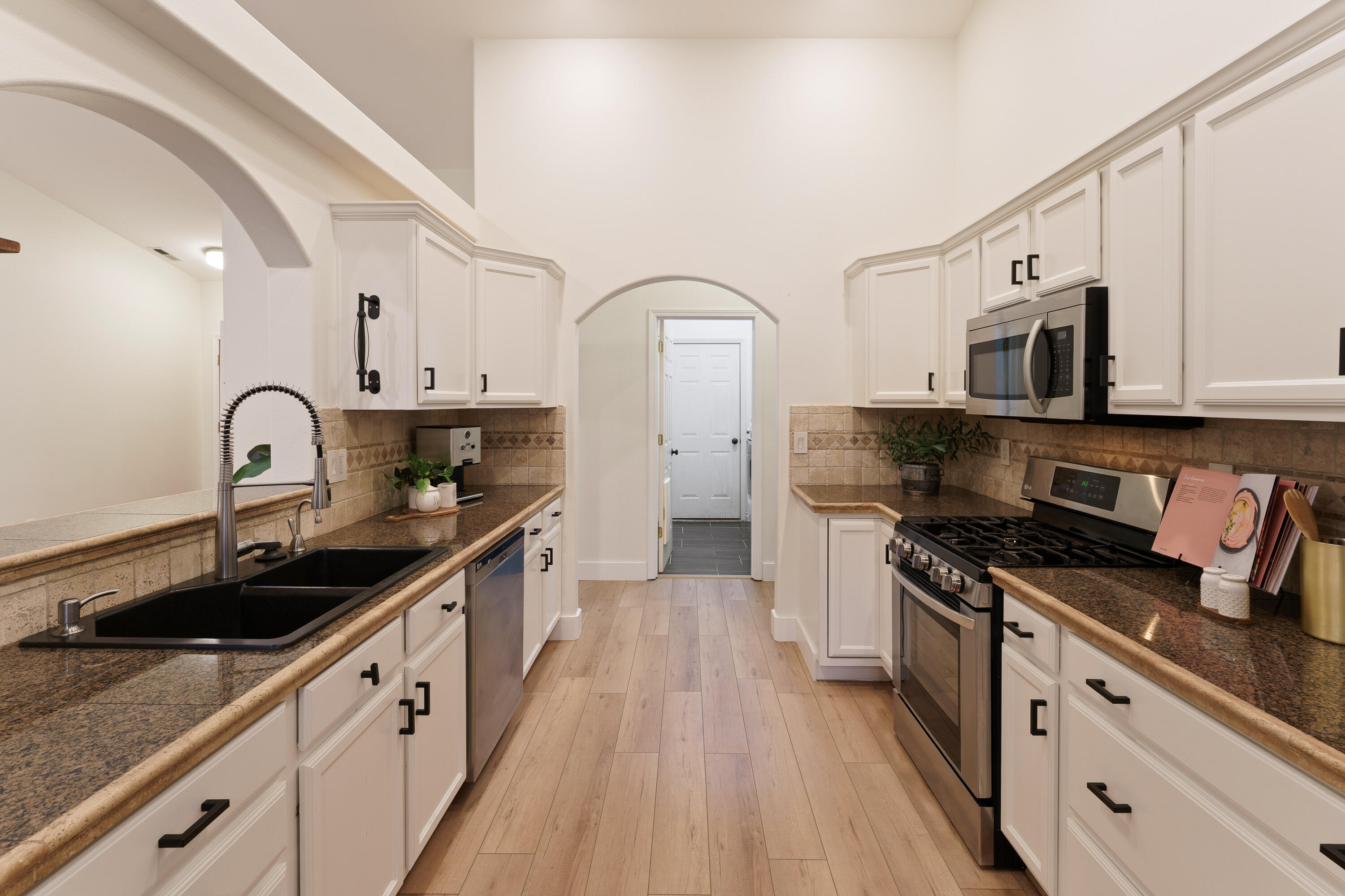 Deschutes River Cros - Residential