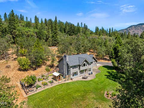 Tiny photo for 375 Mountain Paradise Drive, Grants Pass, OR 97526 (MLS # 220226011)