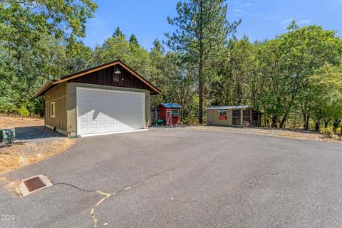 Tiny photo for 375 Mountain Paradise Drive, Grants Pass, OR 97526 (MLS # 220226011)