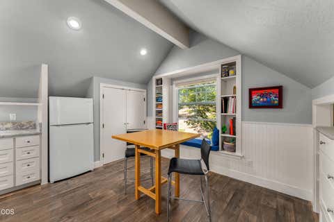Tiny photo for 375 Mountain Paradise Drive, Grants Pass, OR 97526 (MLS # 220226011)