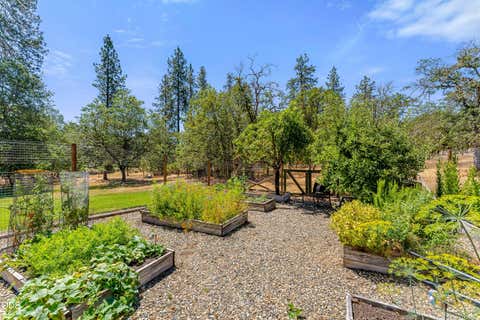 Tiny photo for 375 Mountain Paradise Drive, Grants Pass, OR 97526 (MLS # 220226011)