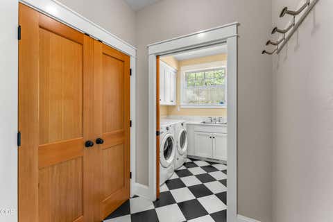 Tiny photo for 375 Mountain Paradise Drive, Grants Pass, OR 97526 (MLS # 220226011)