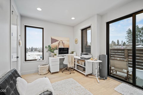 Tiny photo for 61583 SW Riverwalk Lane, Bend, OR 97702 (MLS # 220226992)