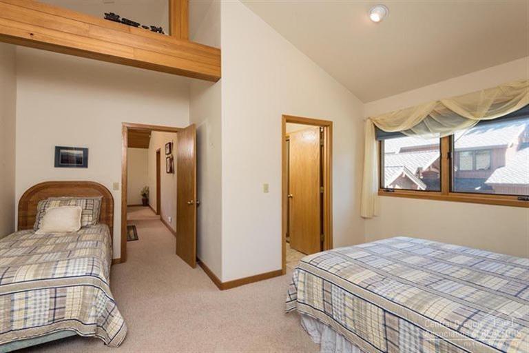 Fairway Crest Village - Residential