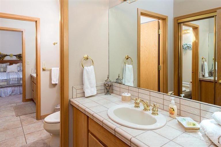 Fairway Crest Village - Residential