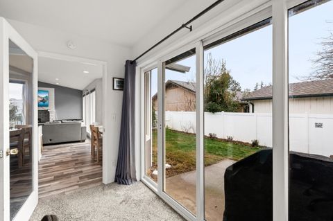 Tiny photo for 640 Malabar Street, Central Point, OR 97502 (MLS # 220212875)