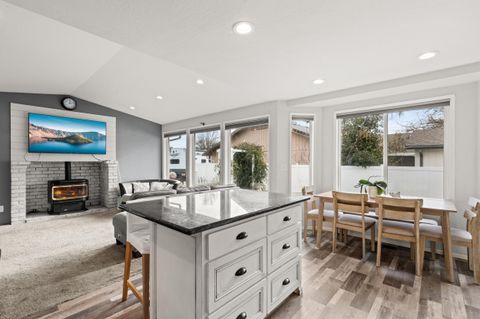 Tiny photo for 640 Malabar Street, Central Point, OR 97502 (MLS # 220212875)