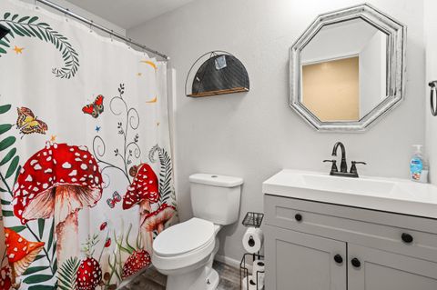 Tiny photo for 640 Malabar Street, Central Point, OR 97502 (MLS # 220212875)