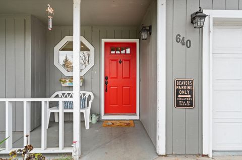 Tiny photo for 640 Malabar Street, Central Point, OR 97502 (MLS # 220212875)