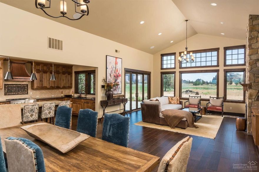 Located at the base of the renowned Smith Rock in the community of Ranch at the Canyons where luxury ranch life embraces tranquility & solitude The Peninsula, welcomes you!Sited on 4.5 acres this exquisite luxury home features 2862 sqft of single floor living, superior finishes, 3 bedrooms & 3 1/2 baths consisting of a Master, 2 en-suites & an additional den/study. 3 car finished garage, addl detached 2 car garage w/ possible office or shop.