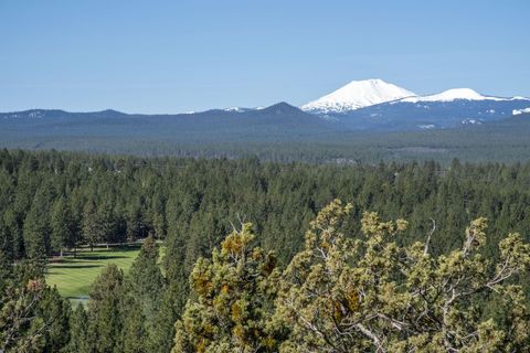 3025 NW Horizon Drive Bend OR 97703