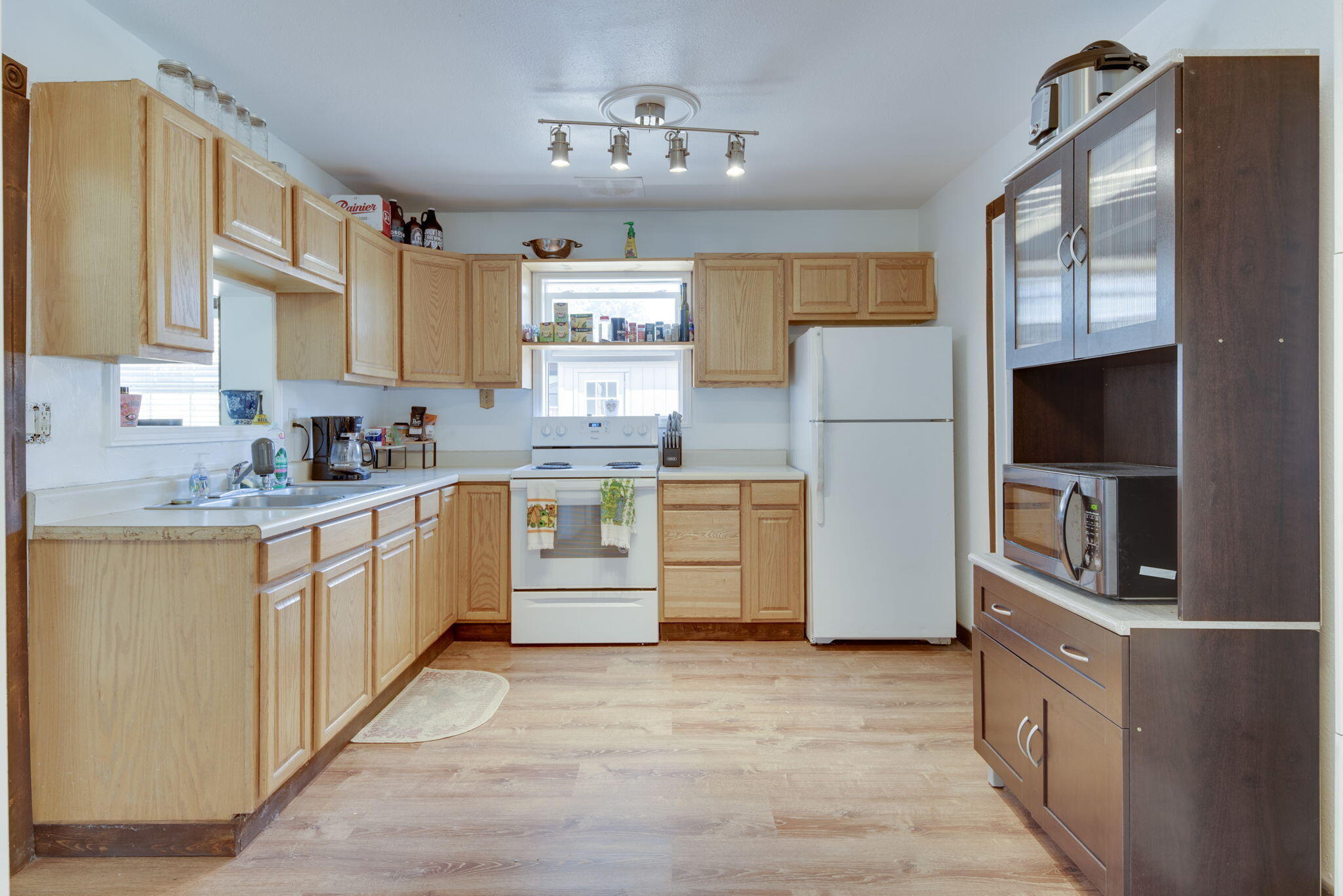 Townsite Of Redmond - Commercial Sale