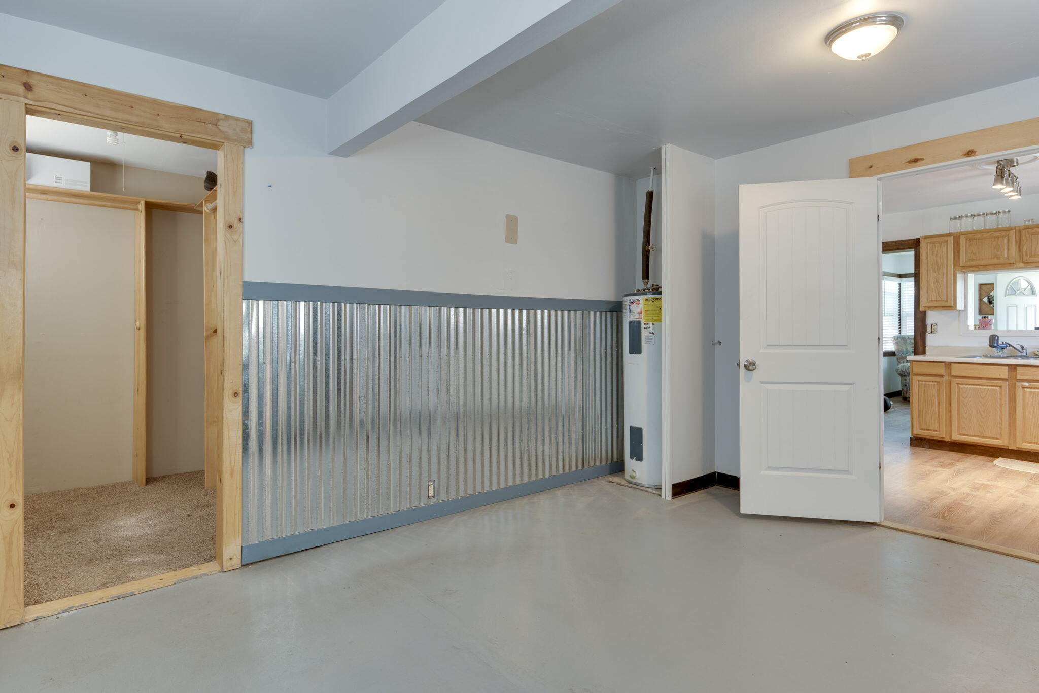 Townsite Of Redmond - Commercial Sale