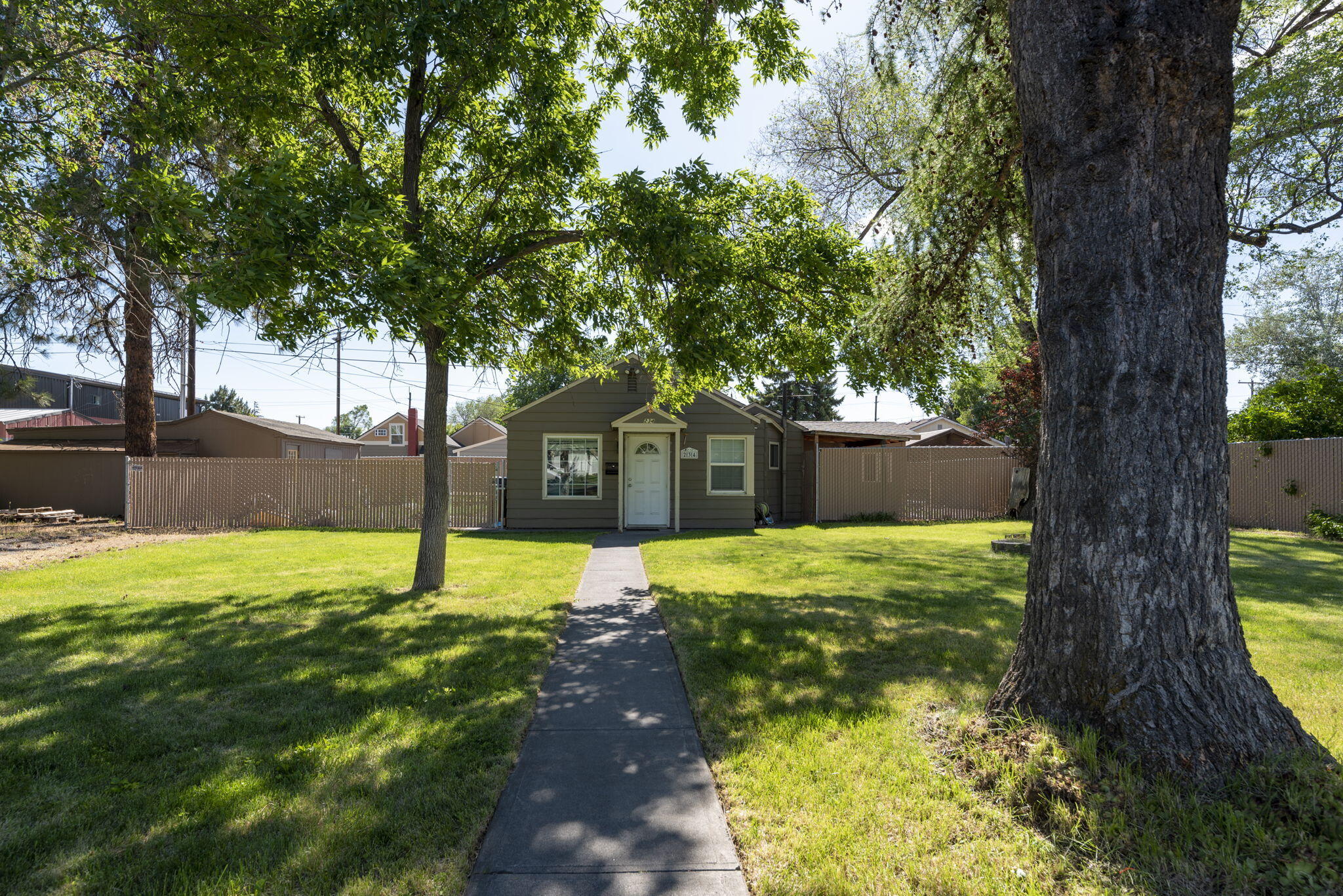 Townsite Of Redmond - Commercial Sale