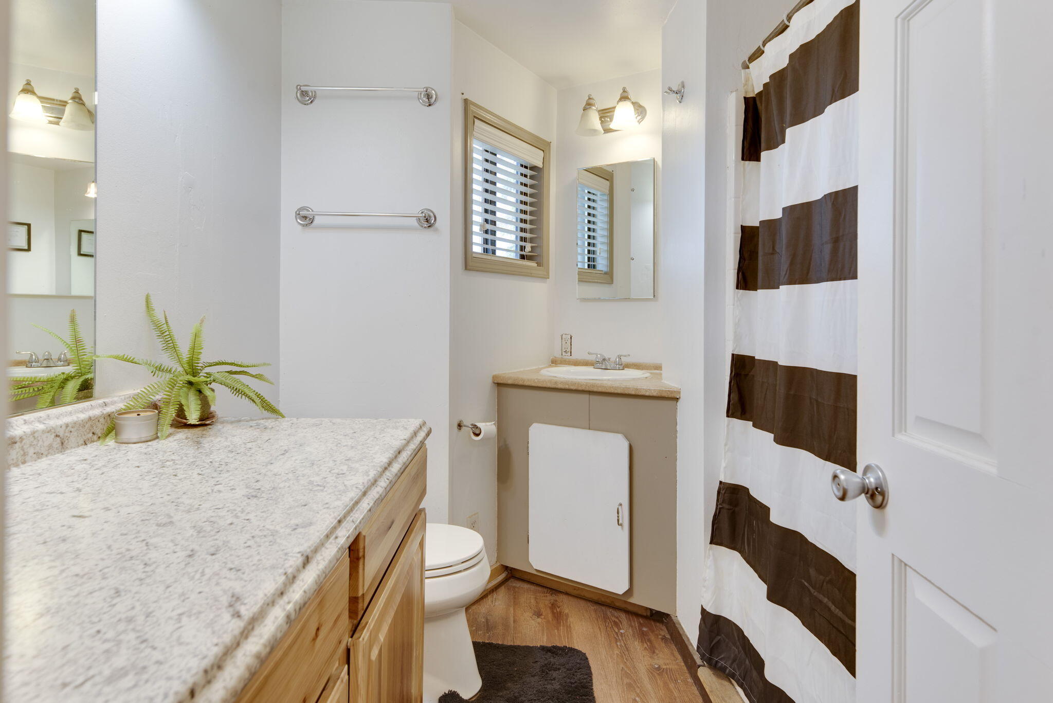 Townsite Of Redmond - Commercial Sale