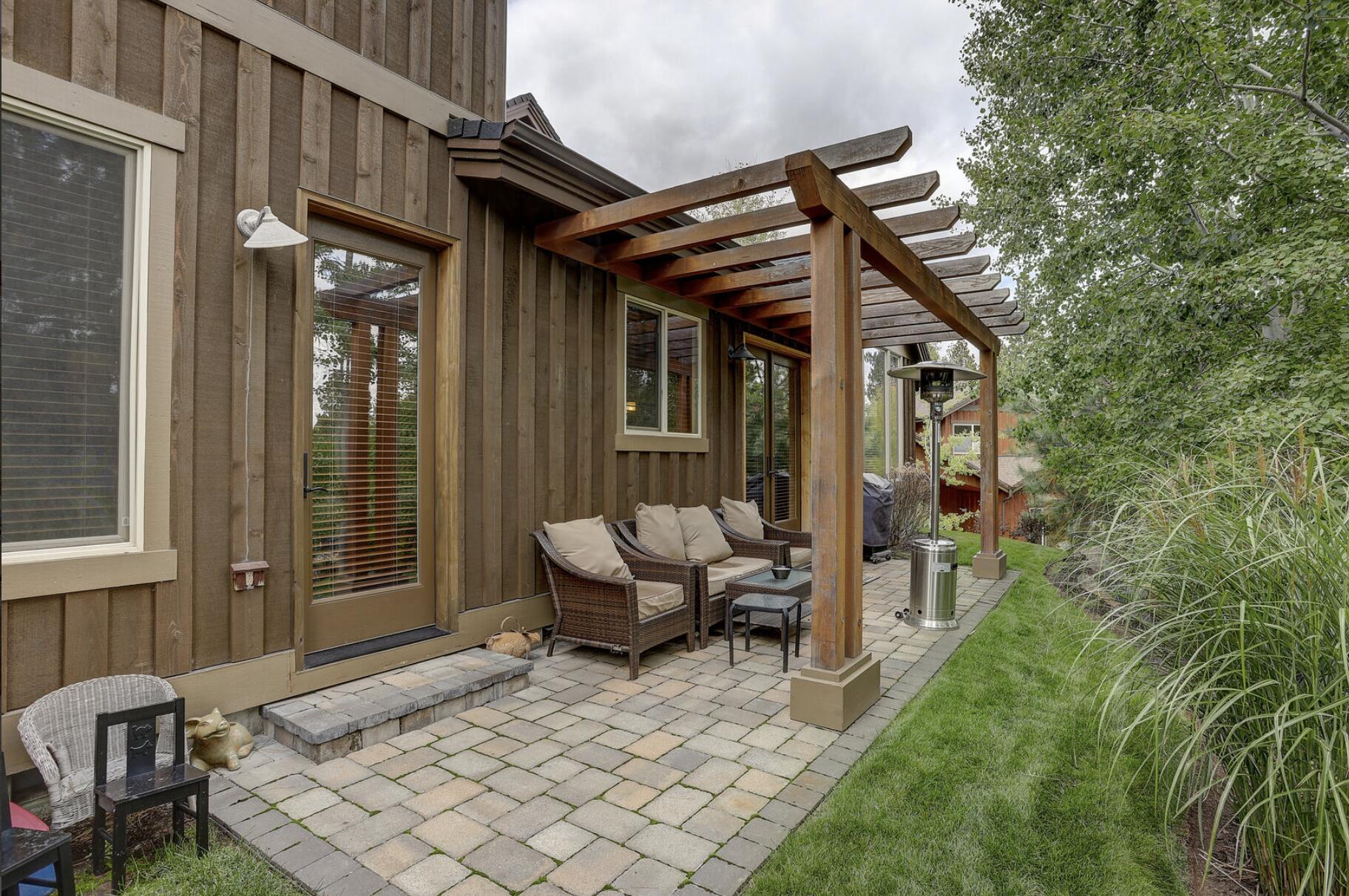 PointsWest - Residential