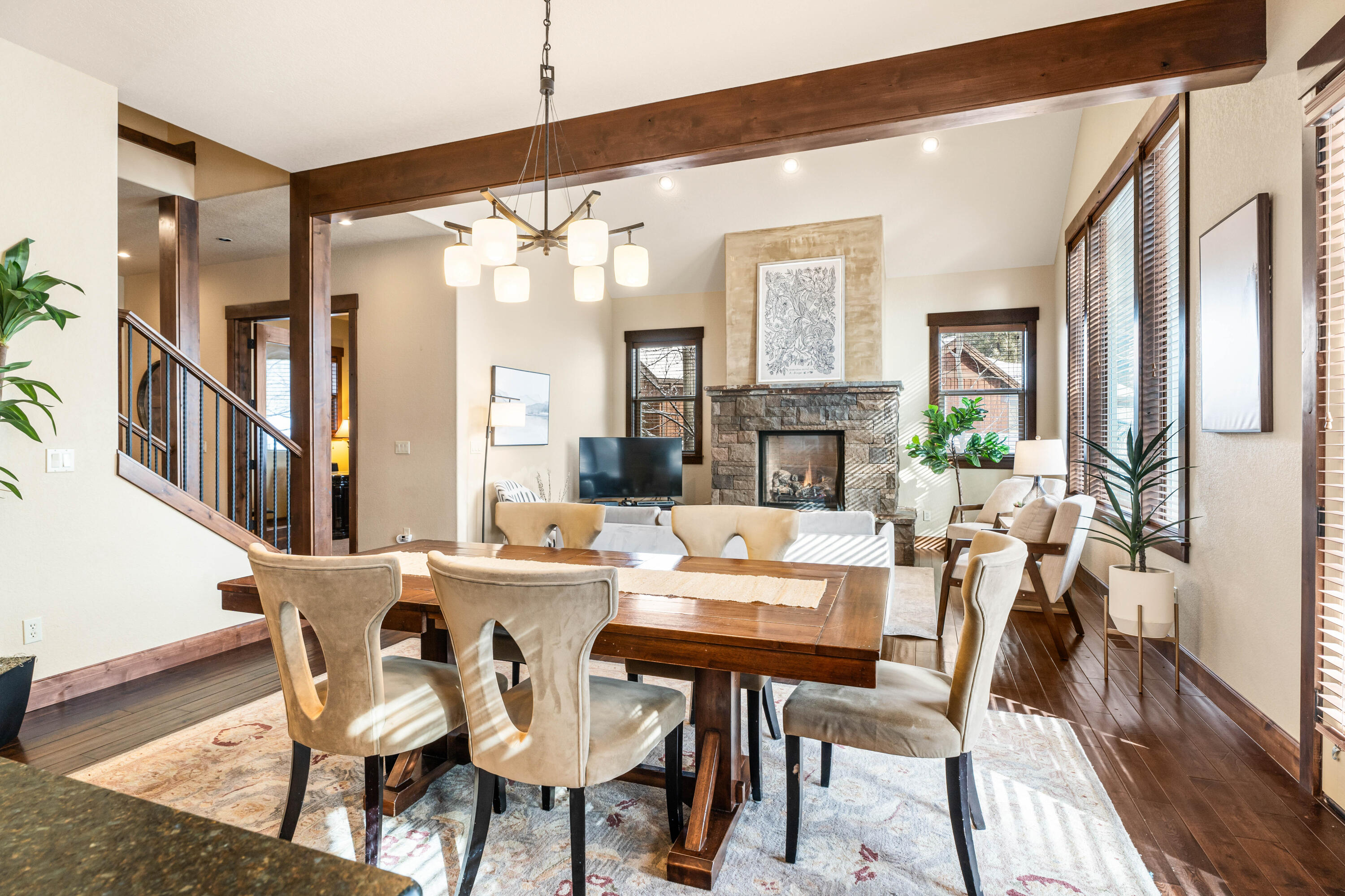 PointsWest - Residential