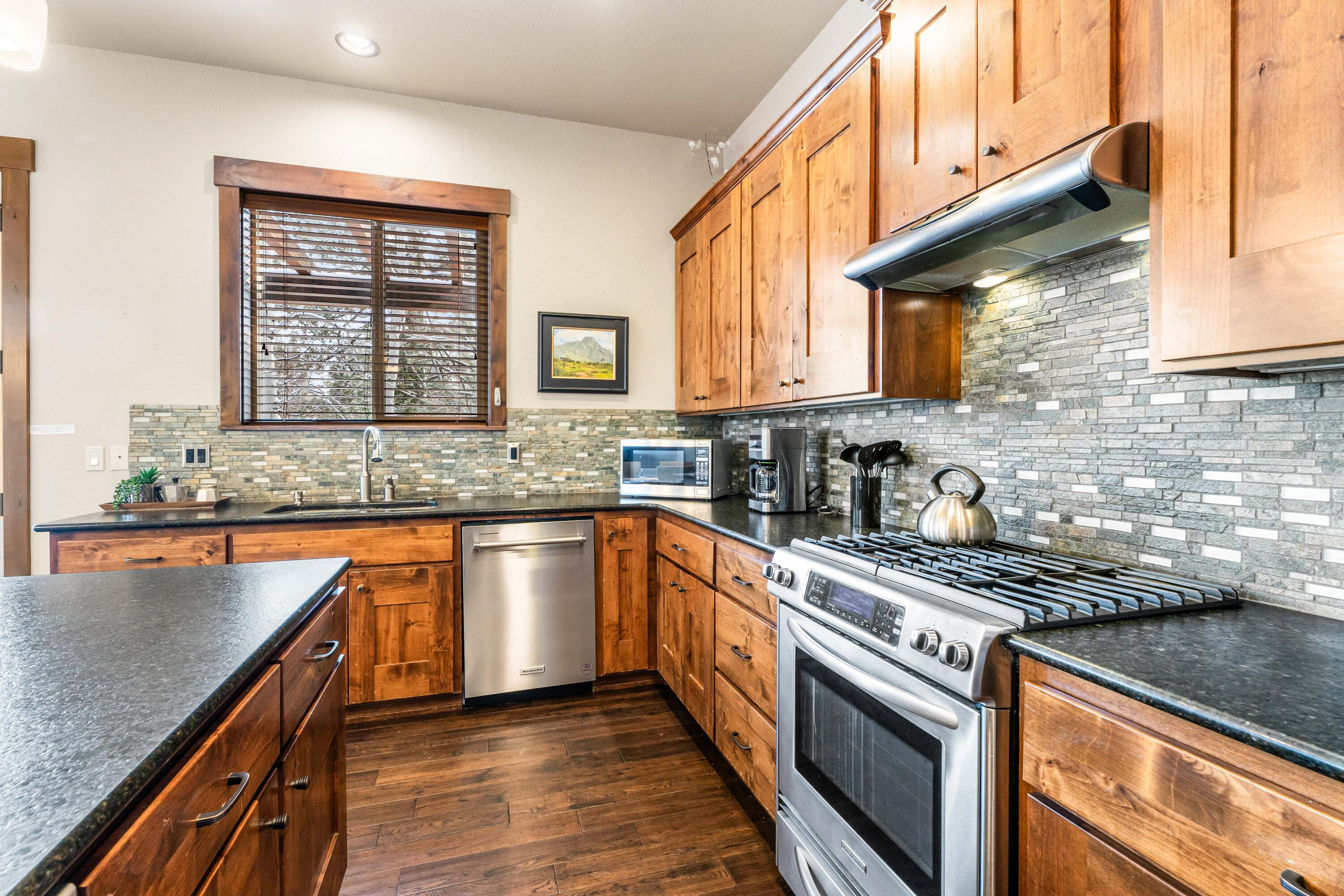 PointsWest - Residential