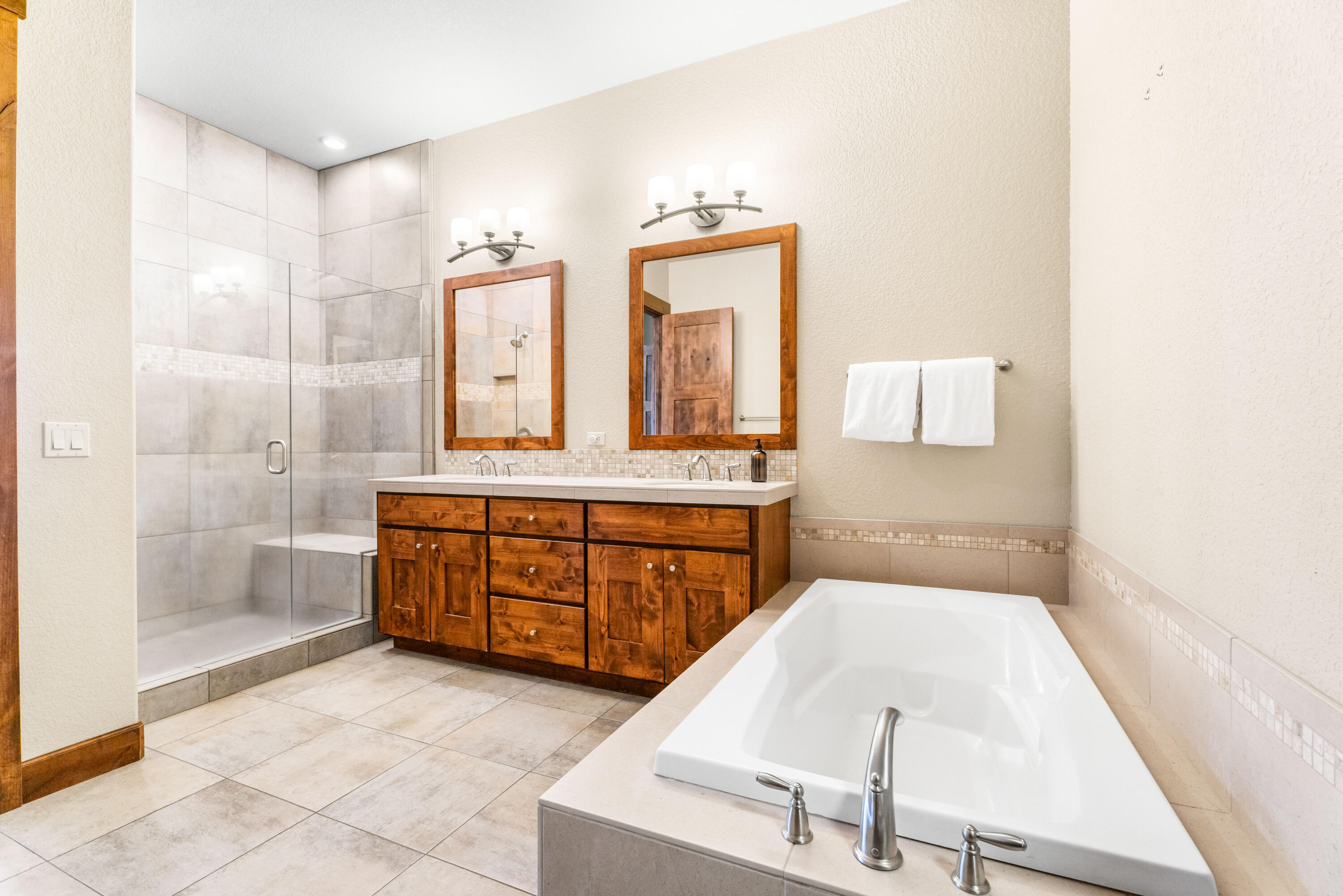 PointsWest - Residential