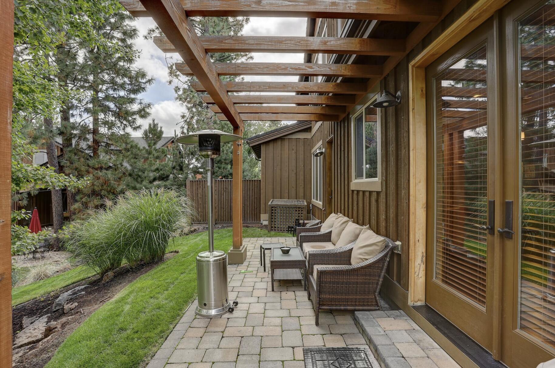 PointsWest - Residential