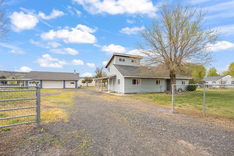 2010 NE Laughlin Road Prineville OR 97754