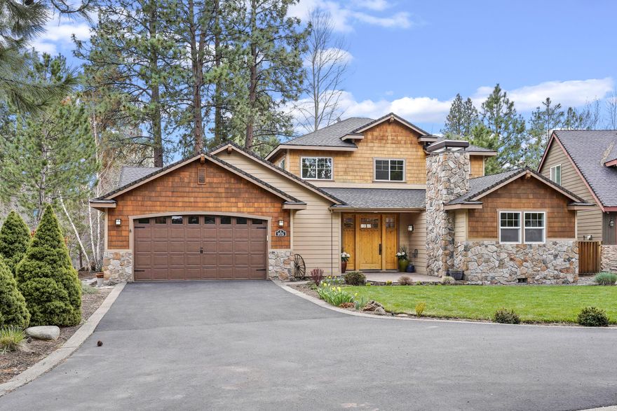 This beautiful home takes advantage of a stunning setting on Whychus Creek. Enjoy views in both directions from decks off the dining room, main bedroom and upstairs bonus room. Hickory floors, 2 propane fireplaces, expansive windows, and new paint throughout the interior create a warm and welcoming home we're confident you'll LOVE!