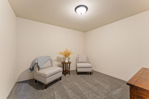 Tiny photo for 167 SE Champagne Court, Grants Pass, OR 97527 (MLS # 220221305)