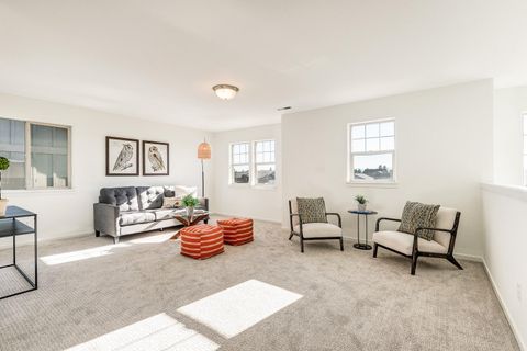 Tiny photo for 21176 Desert Skies Place, Bend, OR 97702 (MLS # 220213921)