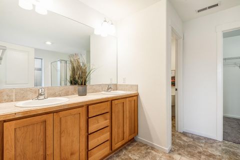 Tiny photo for 21176 Desert Skies Place, Bend, OR 97702 (MLS # 220213921)