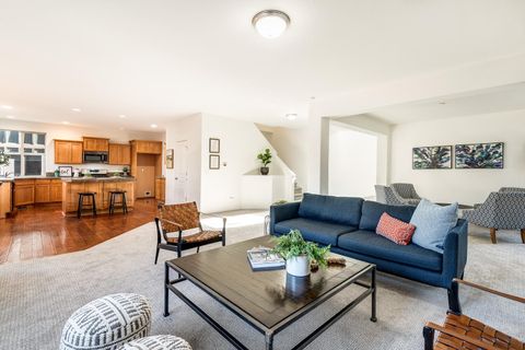 Tiny photo for 21176 Desert Skies Place, Bend, OR 97702 (MLS # 220213921)