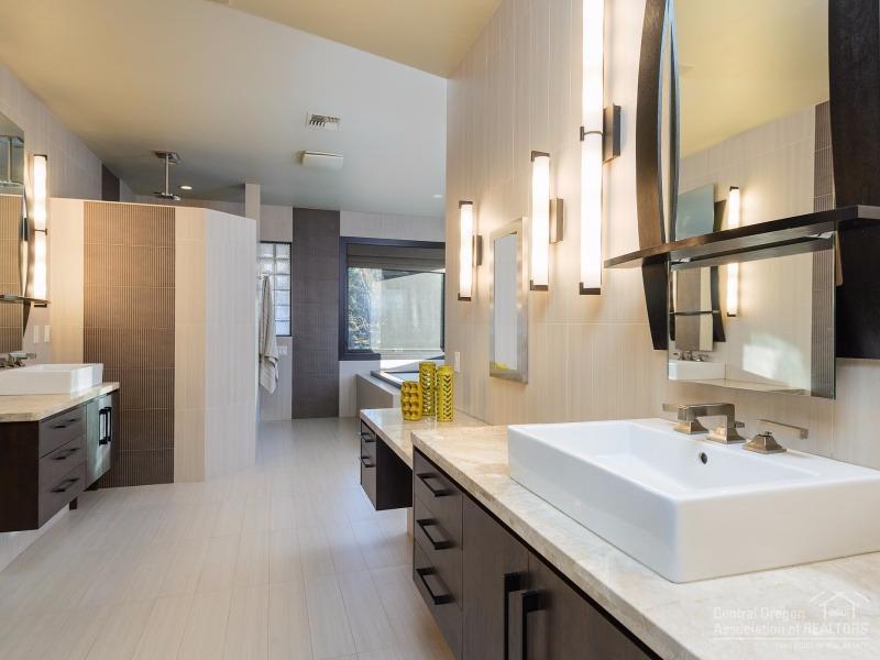 Wyndemere - Residential