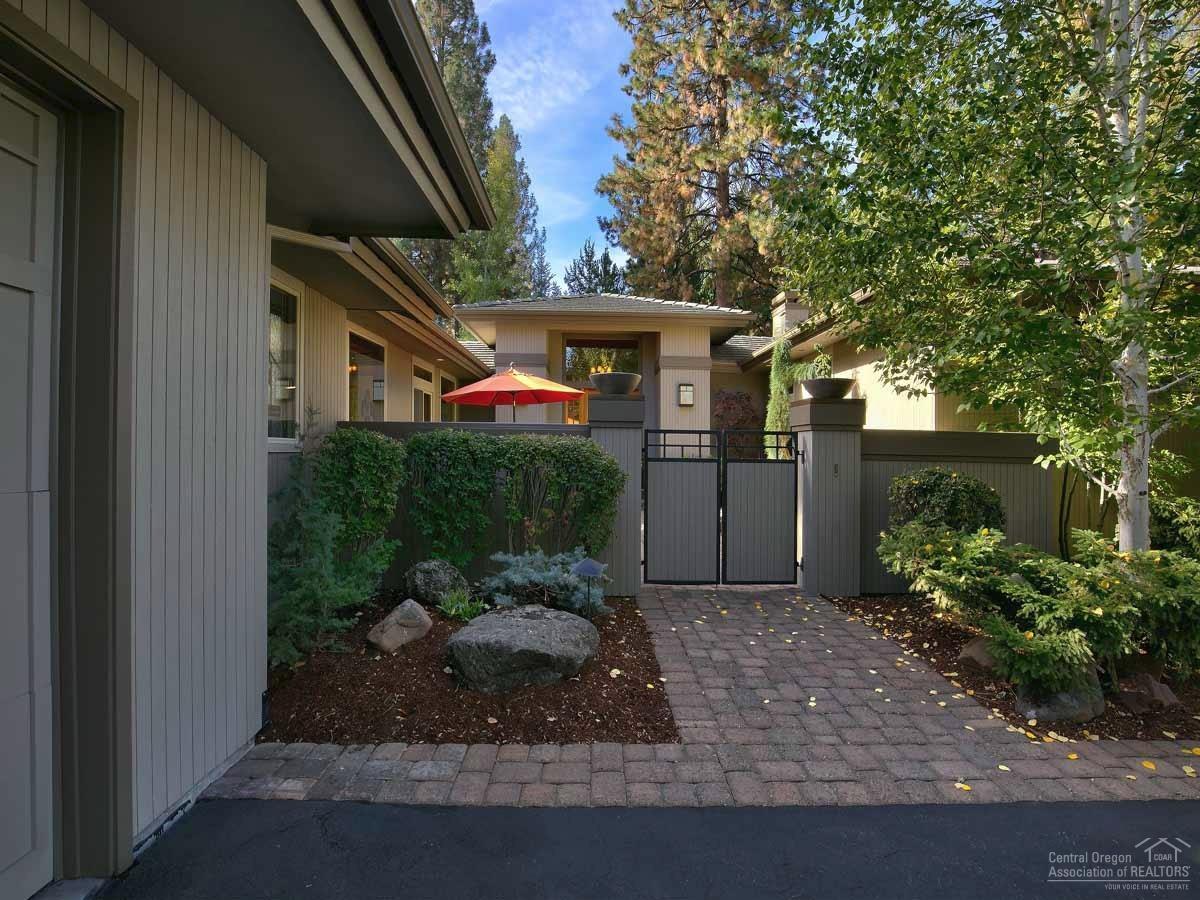 Broken Top - Residential