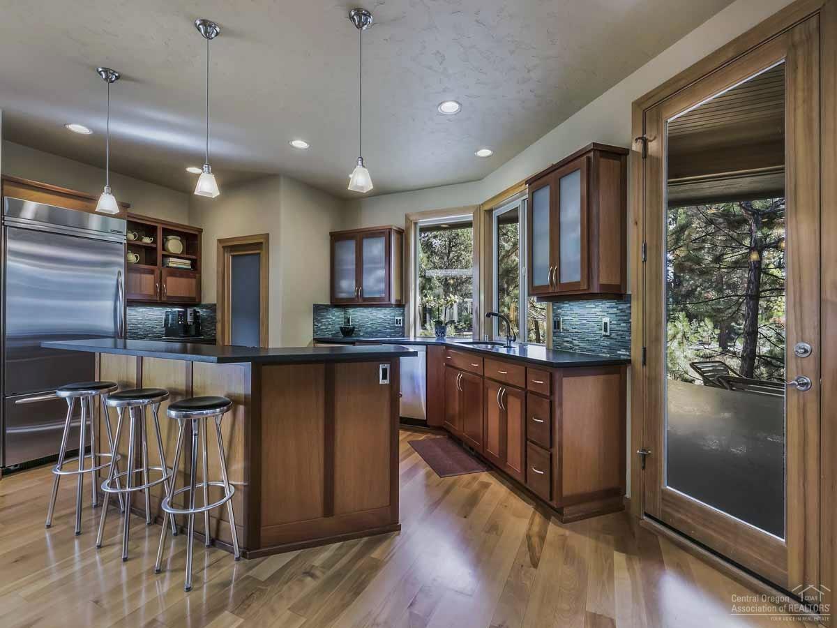 Broken Top - Residential