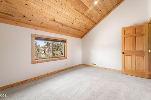 Tiny photo for 6801 SW McVey Avenue, Redmond, OR 97756 (MLS # 220223395)