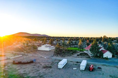 Tiny photo for 6801 SW McVey Avenue, Redmond, OR 97756 (MLS # 220223395)