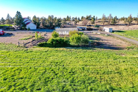 Tiny photo for 6801 SW McVey Avenue, Redmond, OR 97756 (MLS # 220223395)