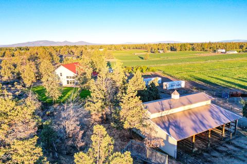 Tiny photo for 6801 SW McVey Avenue, Redmond, OR 97756 (MLS # 220223395)