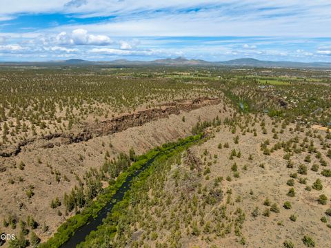 Tiny photo for 6801 SW McVey Avenue, Redmond, OR 97756 (MLS # 220223395)