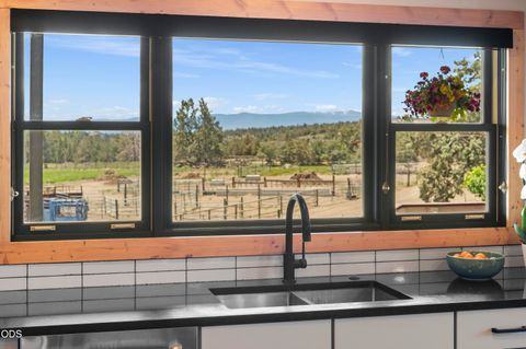 Tiny photo for 6801 SW McVey Avenue, Redmond, OR 97756 (MLS # 220223395)