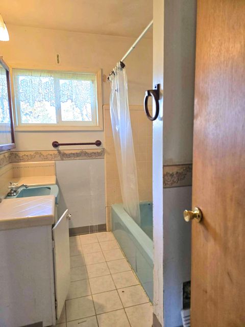 Tiny photo for 11220 Duggan Road, Central Point, OR 97502 (MLS # 220215219)