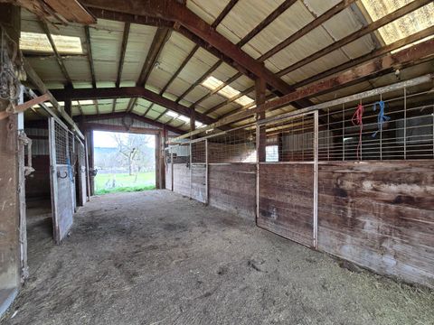 Tiny photo for 11220 Duggan Road, Central Point, OR 97502 (MLS # 220215219)