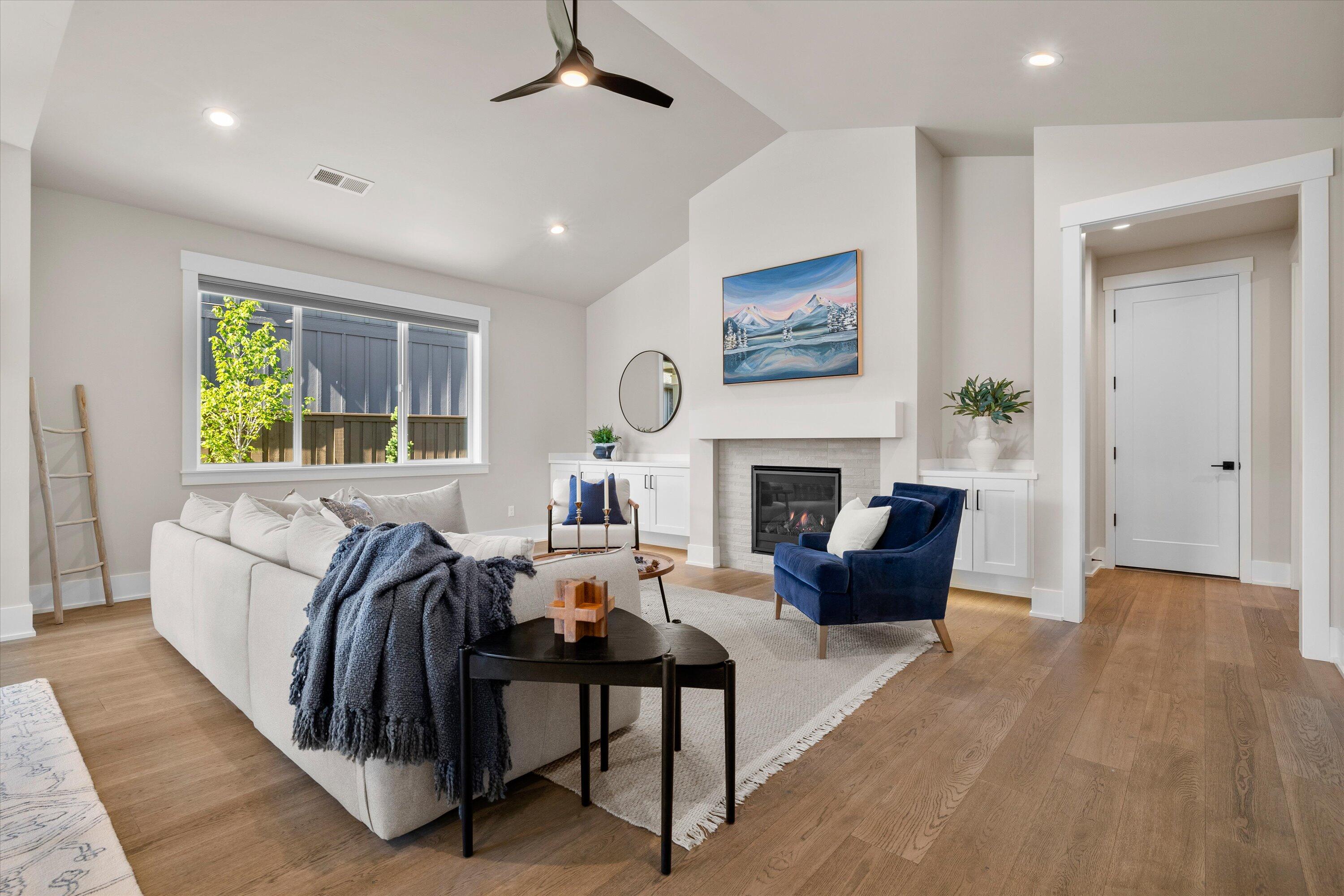 2329 NW Skyline Ranch Road