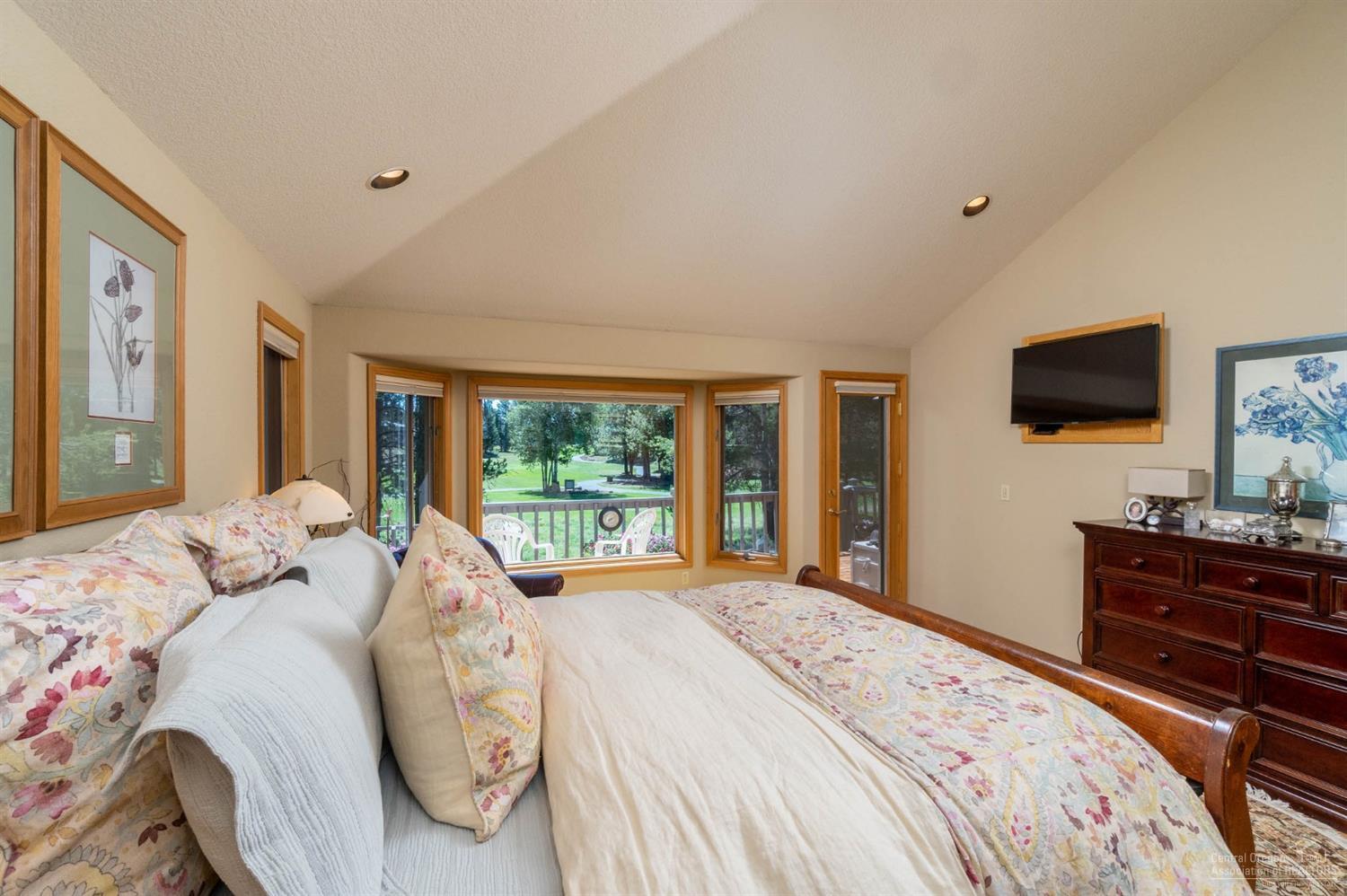 Fairway Point Villag - Residential