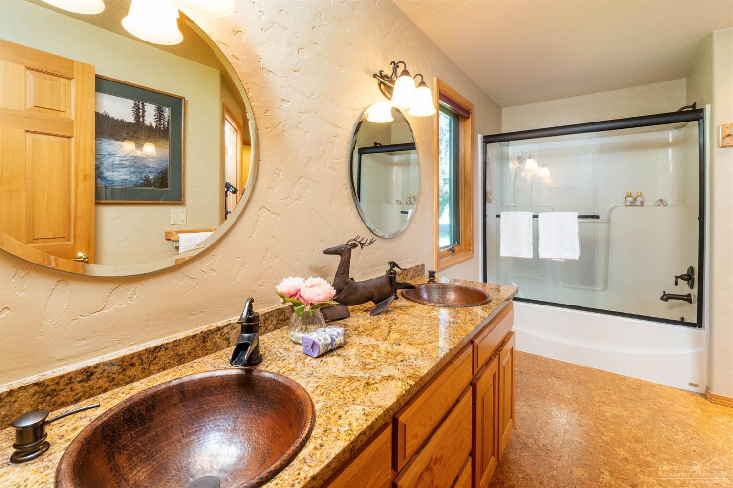 Fairway Point Villag - Residential