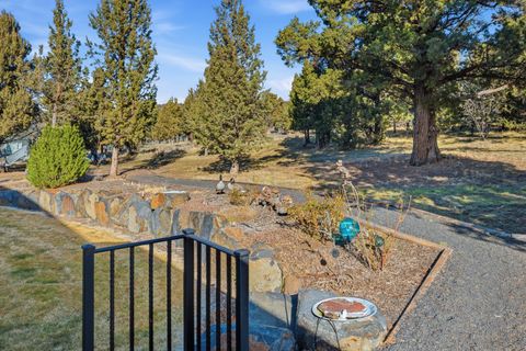 Tiny photo for 12964 SE Ethan Loop, Prineville, OR 97754 (MLS # 220214929)